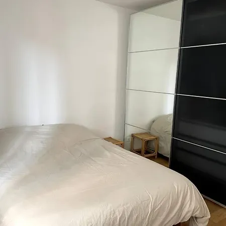 Joli Avec Terrasse Apartment *